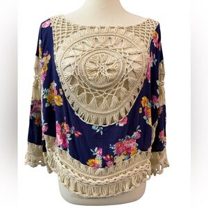 Love J Boho Floral Crochet Accent Top - Navy, Cream, Pink size Medium